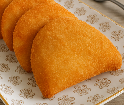 Rissol de Fianbre e Queijo